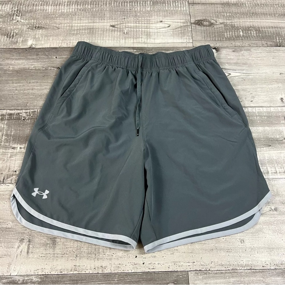 Under Armour Short Mens Large Gray HIIT Athletic Lightweight Gym Loose